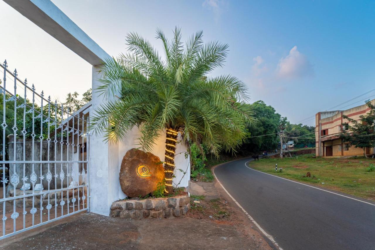 Conch Resort Luxury Private Pool Suites بونديتْشيري المظهر الخارجي الصورة