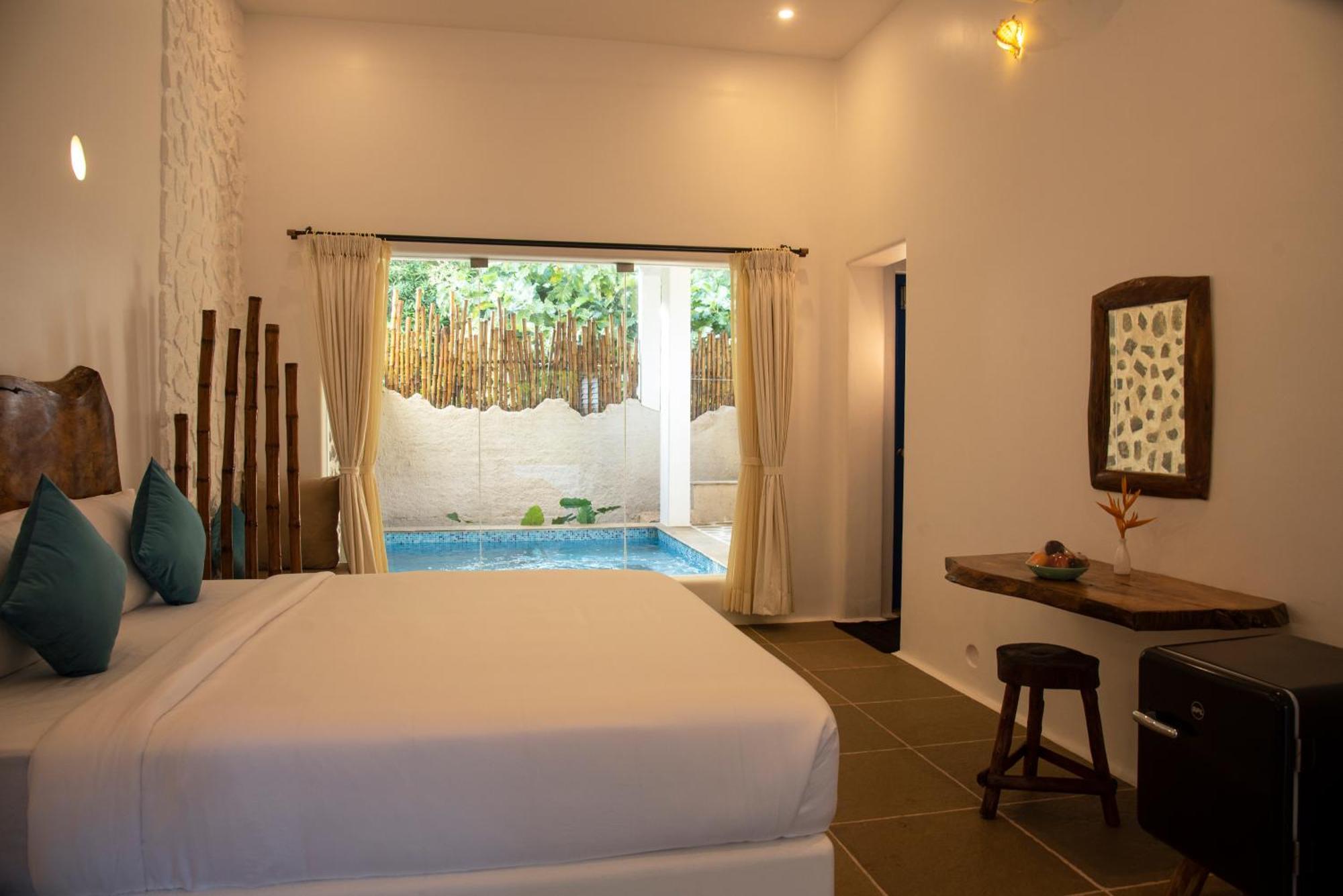 Conch Resort Luxury Private Pool Suites بونديتْشيري المظهر الخارجي الصورة