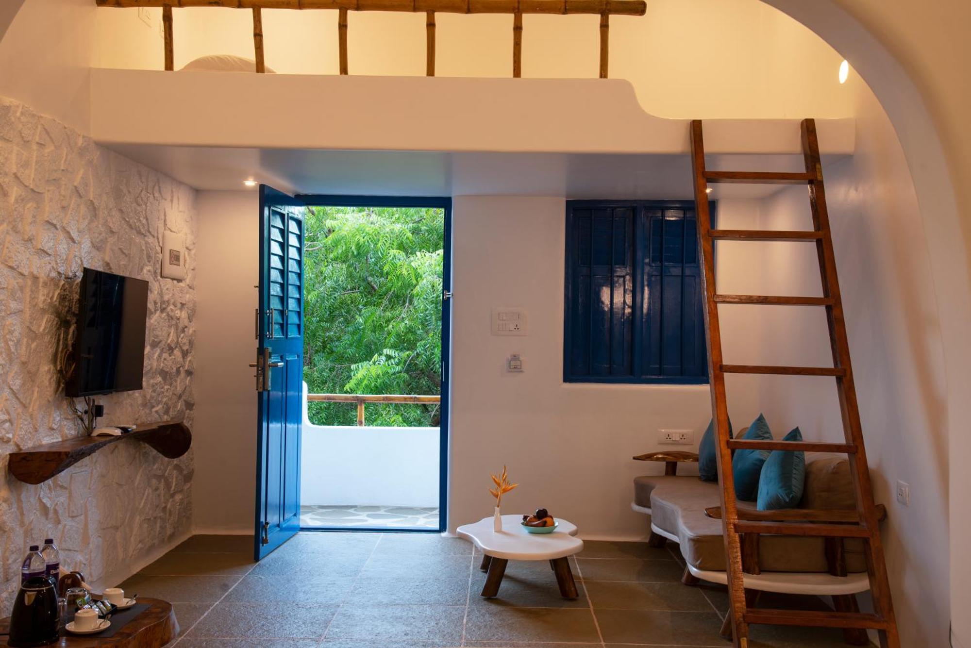 Conch Resort Luxury Private Pool Suites بونديتْشيري المظهر الخارجي الصورة