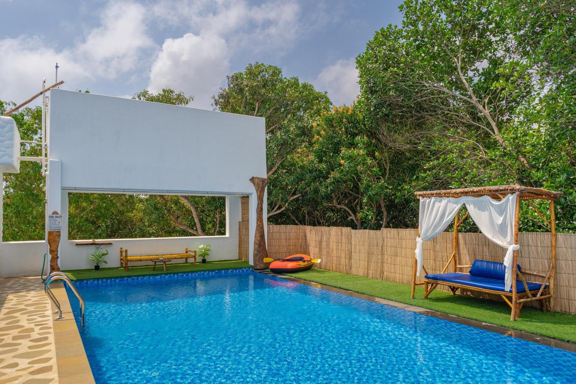 Conch Resort Luxury Private Pool Suites بونديتْشيري المظهر الخارجي الصورة