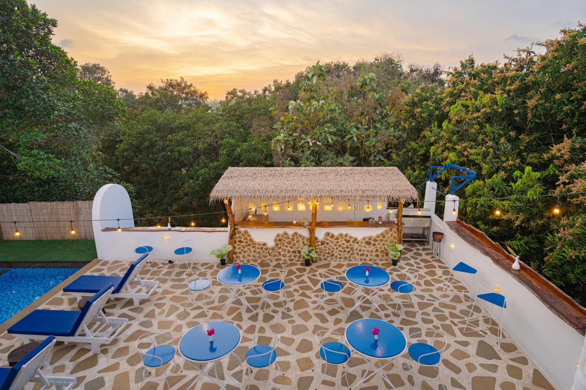 Conch Resort Luxury Private Pool Suites بونديتْشيري المظهر الخارجي الصورة