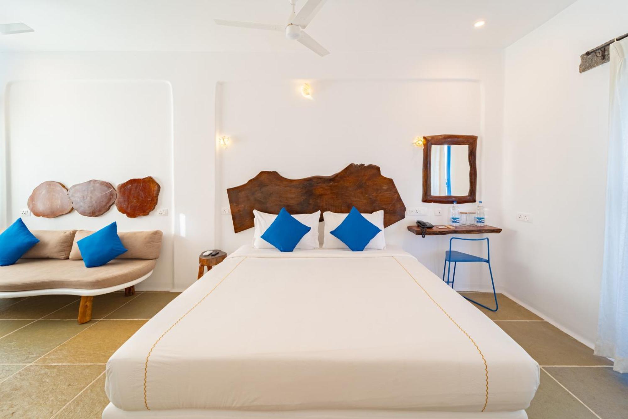 Conch Resort Luxury Private Pool Suites بونديتْشيري المظهر الخارجي الصورة